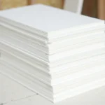 Styropian 3 cm: Ile jest w paczce i jak go używać?